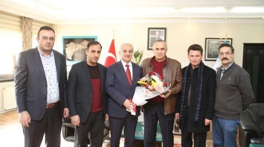 Merkez &Ccedil;arşısı Esnafından Başkan Başsoy&rsquo;a Ziyaret