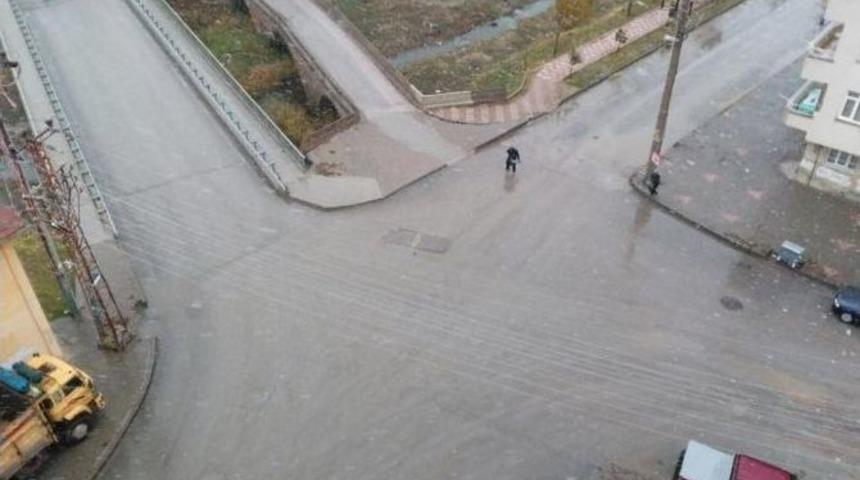 Taşk&ouml;pr&uuml;&rsquo;ye Yaya Ge&ccedil;idi Ve Uyarıcı Levhalar İsteniyor