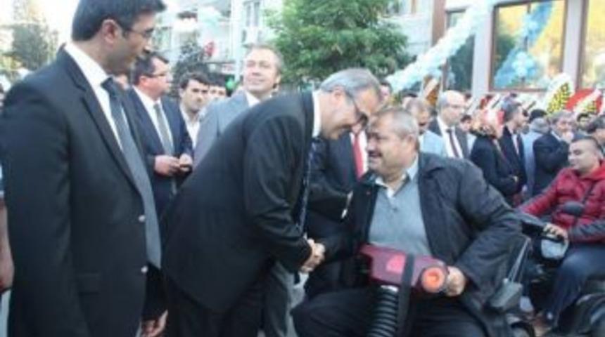 Başkan Kara&ccedil;oban&rsquo;dan D&uuml;nya Engelliler G&uuml;n&uuml; Mesajı