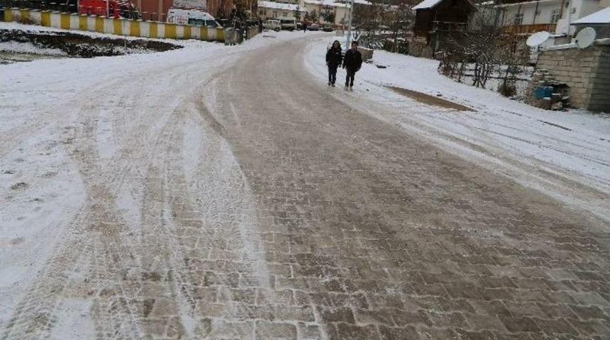 Posof Beyaza B&uuml;r&uuml;nd&uuml;