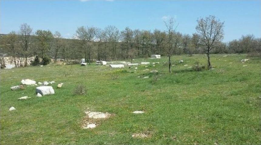 Jandarmadan Ka&ccedil;ak Kazı Operasyonu