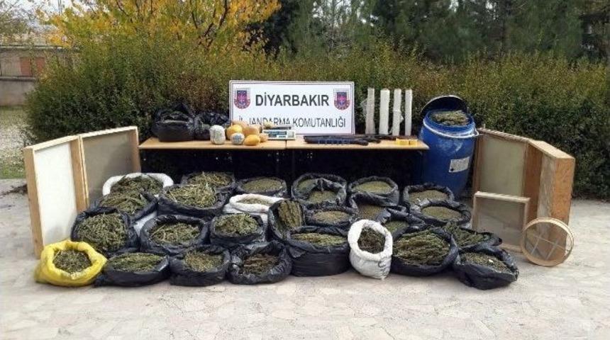 Diyarbakır&rsquo;da 280 Kilogram Uyuşturucu Yakalandı