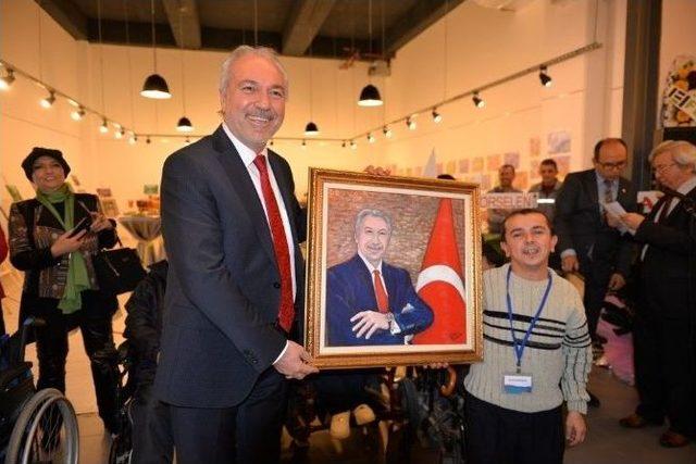 Kütahya’da ’engelleri Kaldıralım’ Sergisi