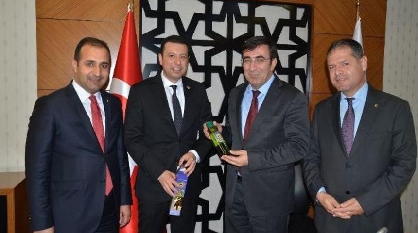 Torbalı Ticaret Odası Heyeti Bakanlarla Buluştu