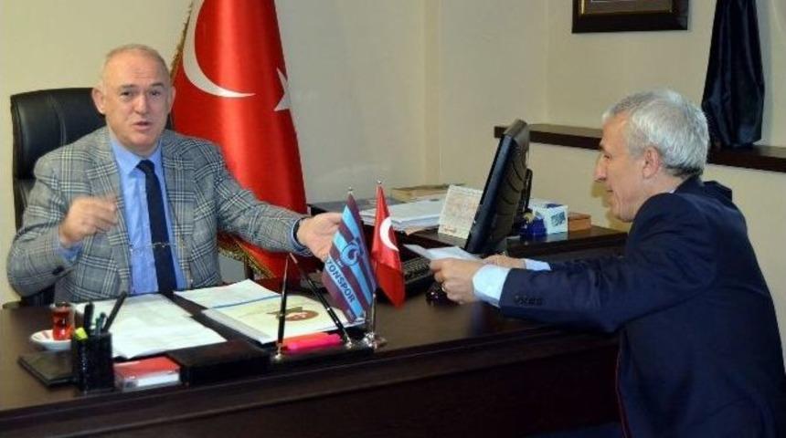 Muharrem Usta Listesini Divana Teslim Etti