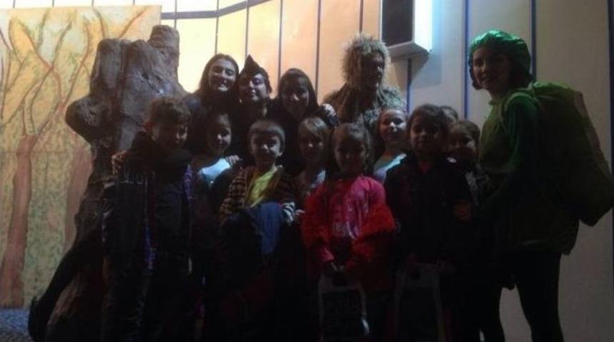 Tegv &Ccedil;aycuma &Ouml;ğrenim Birimi &Ccedil;ocukları Tiyatroyla Buluştu