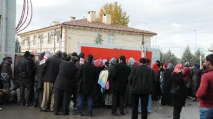 Batman&rsquo;da Suriyelilere Nakdi Yardım