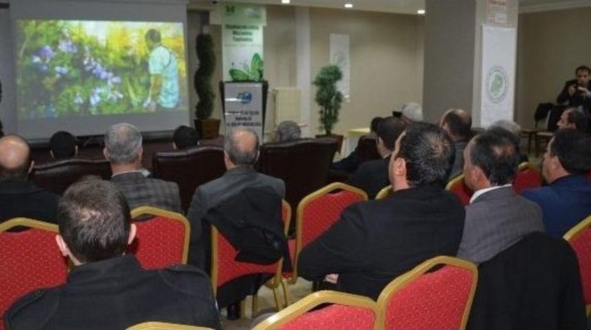 Tatvan&rsquo;da &ldquo;biyoka&ccedil;ak&ccedil;ılıkla M&uuml;cadele&rdquo; Toplantısı