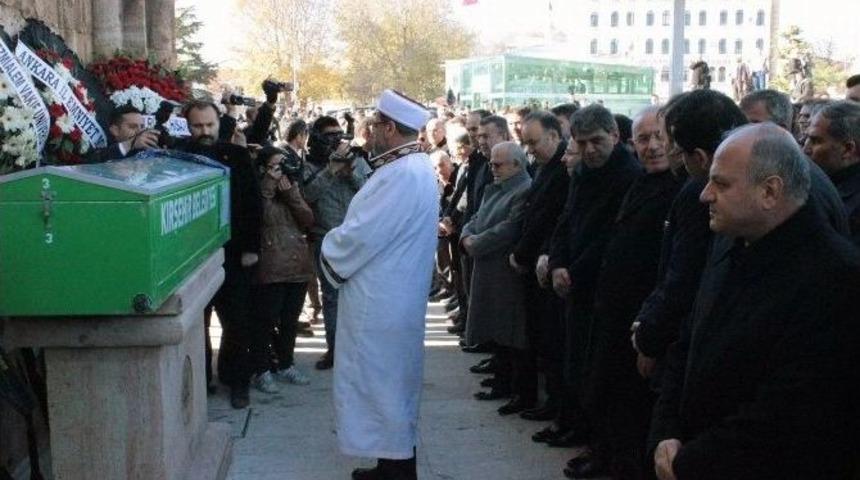 Cumhurbaşkanlığı Genel Sekreter Yardımcısı Alpaslan&rsquo;ın Acı G&uuml;n&uuml;