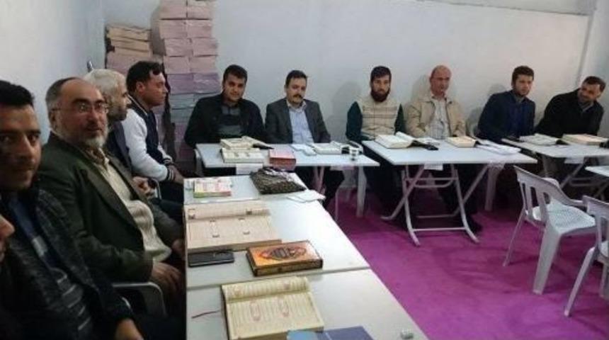 Kuran-ı Kerim Hizmet İ&ccedil;i Eğitim Kursu Devam Ediyor