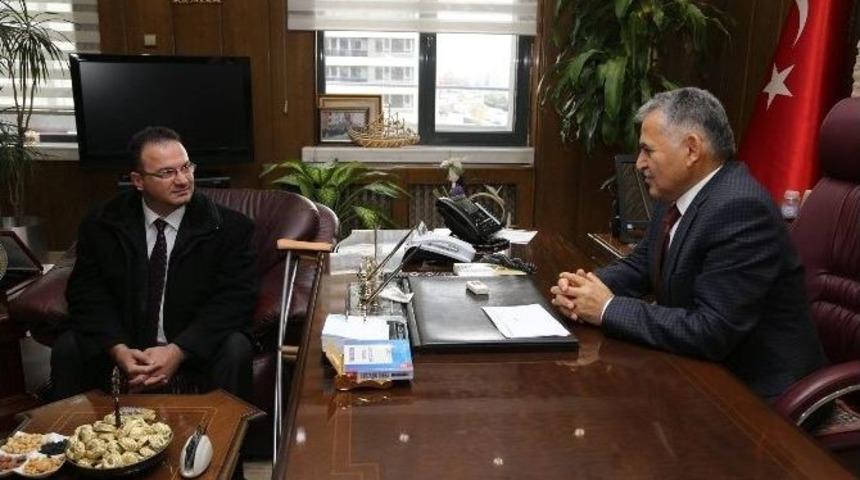 3 Aralık Engelliler G&uuml;n&uuml; Dolayısıyla Anlamlı Bir Hizmet