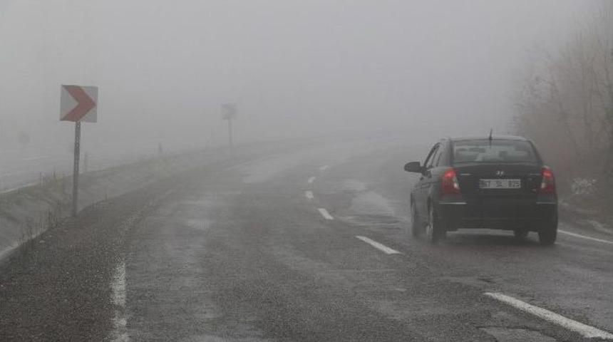 Yoğun Sis Kazaya Yol Açtı