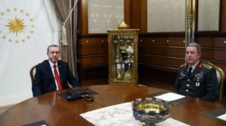 Cumhurbaşkanı Erdoğan, Genelkurmay Başkanı Orgeneral Akar&rsquo;ı Kabul Etti