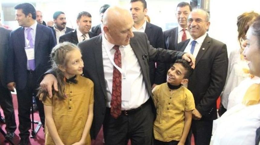 Duymadıkları Ezgilerle Herkesi Coşturdular