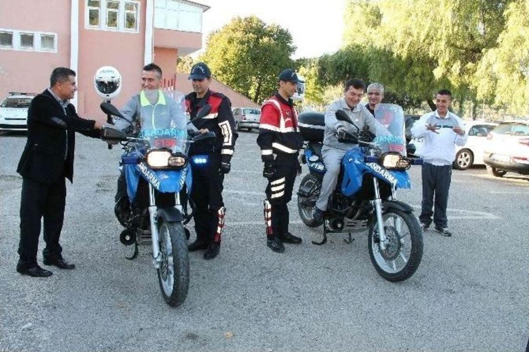 Engelliler Jandarma Komutanlığını Ziyaret Etti