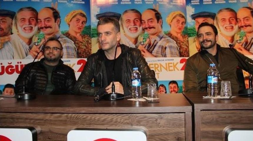 "d&uuml;ğ&uuml;n Dernek 2: S&uuml;nnet" Sivas&rsquo;ta Gala Yaptı