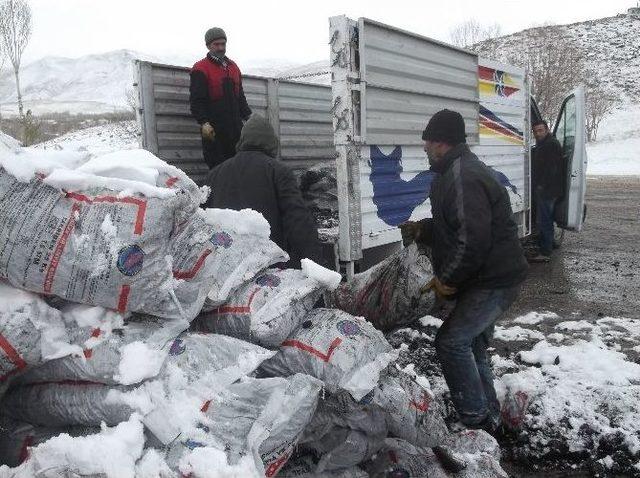 Varto’da Kömür Dağıtımı