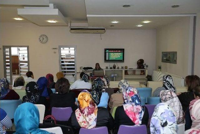 Büyükşehir’in Aile Seminerleri Sürüyor