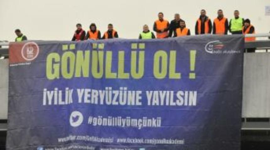 Ke&ccedil;i&ouml;ren Yeni G&ouml;n&uuml;ll&uuml;lerini Arıyor