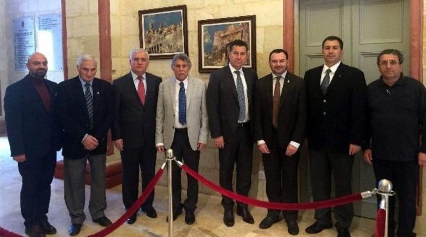 Kocadon, Birgu Belediye Başkanı Boxall İle Bir Araya Geldi