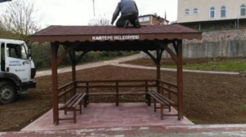 Kamu Kurumlarına Kamelyalar Kartepe Belediyesi&rsquo;nden