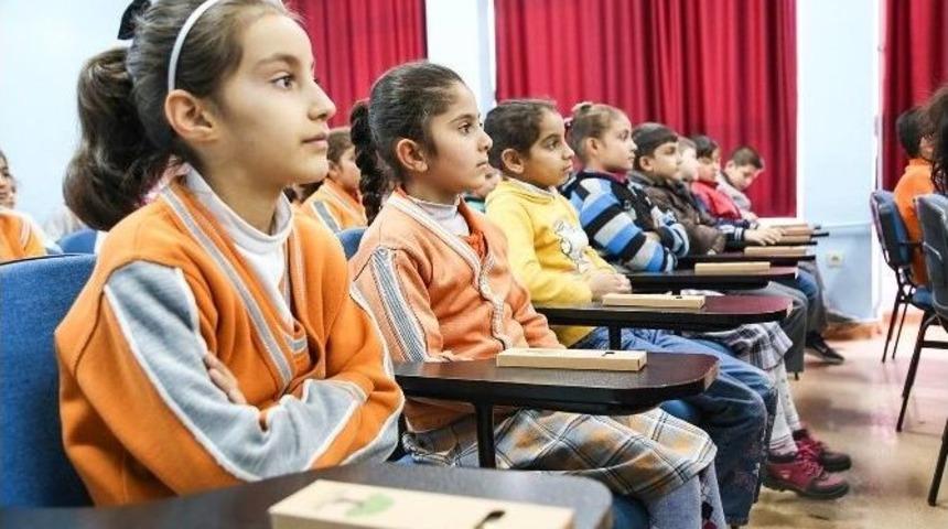 &Ouml;ğrenciler &Ccedil;&ouml;p İle &rsquo;m&ouml;p&rsquo;&uuml; Ayıracaklar