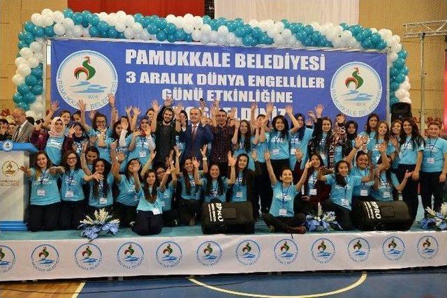 Belediye Başkanları Tekerlekli Sandalyeyle Basketbol Oynadı