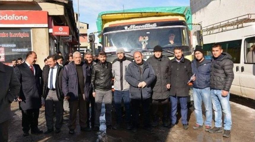 Aşkale&rsquo;den Bayır Bucak T&uuml;rkleri Yardım