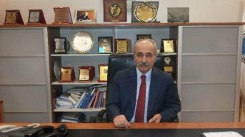 Başkan Gen&ccedil;&rsquo;ten Kadındalara Kutlama