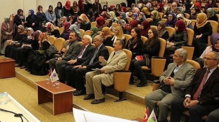 Esog&uuml;&rsquo;de &ldquo;fıkıh Ve Sosyal Hayat Konferansı&rdquo; D&uuml;zenlendi