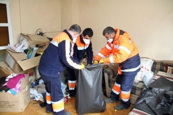 Kartal’da Çöp Ev Temizlendi G5