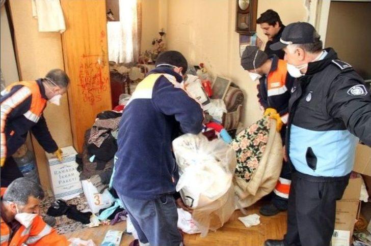 Kartal’da Çöp Ev Temizlendi G2