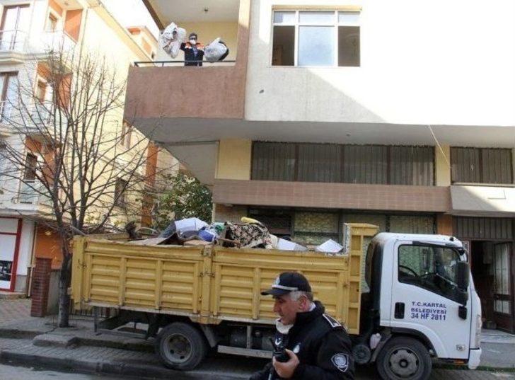 Kartal’da Çöp Ev Temizlendi G3