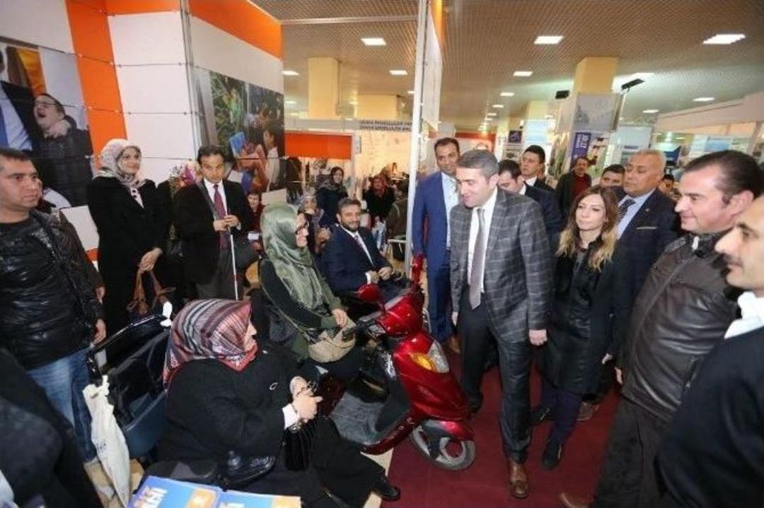 Ak Parti İstanbul İl Başkanı Temurci&rsquo;den, Engelsiz Yaşam İ&ccedil;in Anlamlı &Ccedil;ağrı