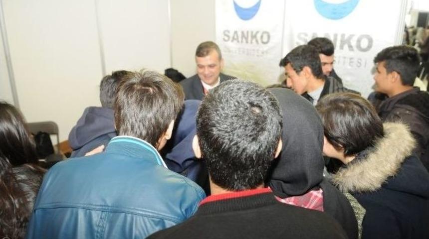 Y&uuml;ksek &Ouml;ğretim G&uuml;nleri