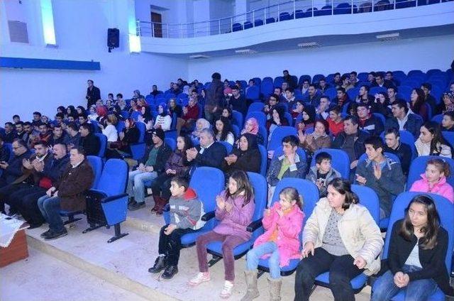 Minik Mustafa’nın Performansı Büyüledi