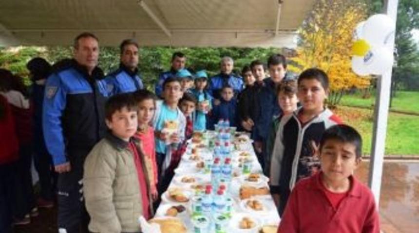 Bartın Polisinden Piknik Ş&ouml;leni