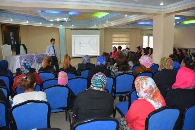 Ardahan Belediyesi’nde Bayanlara Yönelik Sohbet Ve Konferans Programları