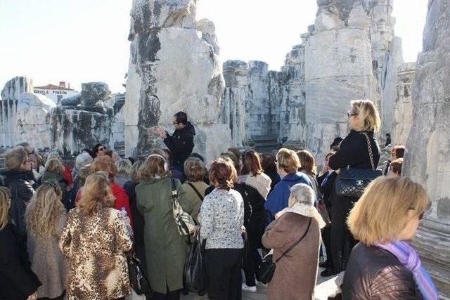 Ülkenin Dört Bir Yanından Gelen Türk Kadınlar Birliği Üyesi Bayanlar Didim’de Ağırlandı