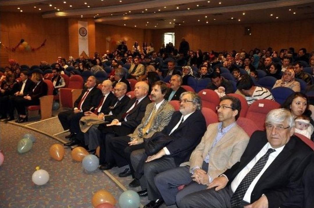 Esog&uuml;&rsquo;de D&uuml;nyaya Gelen T&uuml;p Bebekler Bir Araya Geldi