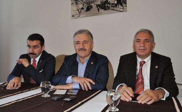 Ak Parti Milletvekilleri İle Başkanı İle Birlikte Basınla Buluştu