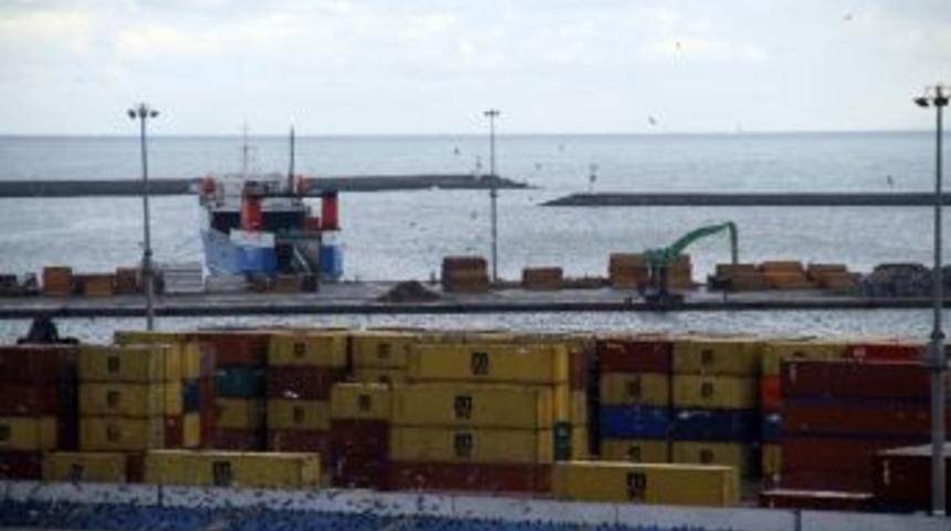 Samsun Limanı&rsquo;nda 4 Rus Gemisi Tutuklandı