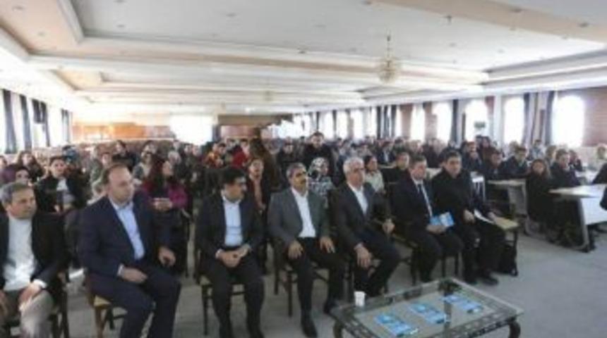 Harran &Uuml;niversitesinde &rsquo;faturalandırma Ve Sağlık Uygulamaları Tebliği&rsquo; Eğitimi