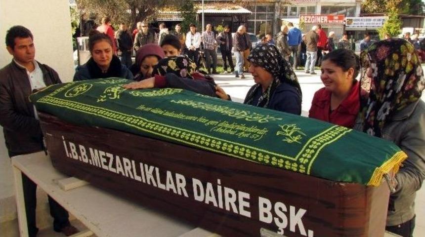 (&ouml;zel Haber) Kaskını Kız Arkadaşına Veren Gence Sevgiliden &rsquo;yaralı&rsquo; Veda