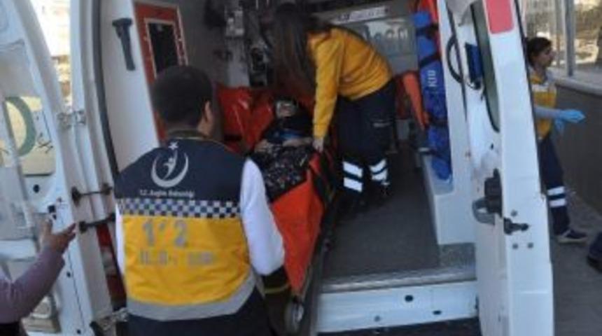 Kahta&rsquo;da Sobadan Sızan Karbonmonoksit Gazından 3 Kişi Etkilendi