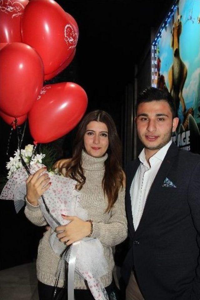 Film Gibi Evlilik Teklifi 2