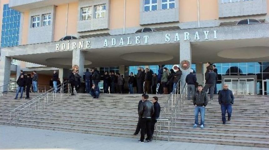 &Ccedil;akıcı&rsquo;nın Koğuşunun Kapısını A&ccedil;ık Bırakan İnfaz Koruma Memurları Tutuklandı