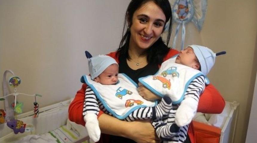 İkizlere Belediyeden &ldquo;hoş Geldin Bebek&rdquo; S&uuml;rprizi