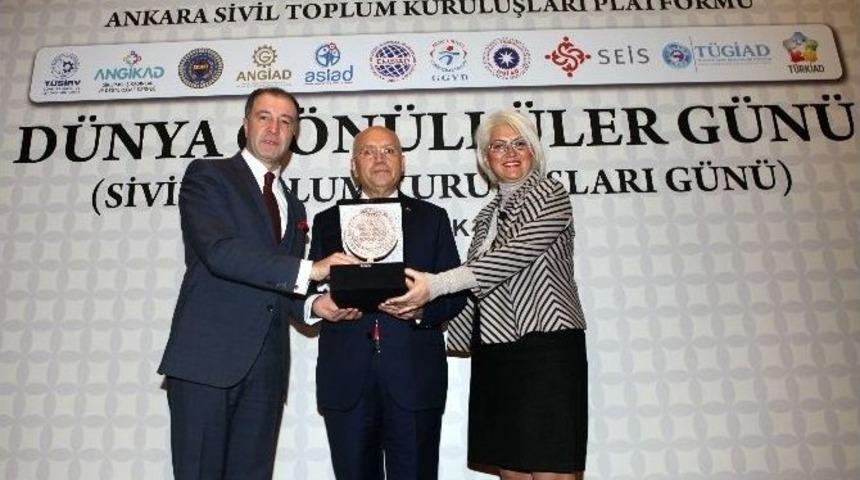 D&uuml;nya Sivil Toplum Kuruluşları &Ouml;d&uuml;lleri Sahibini Buldu