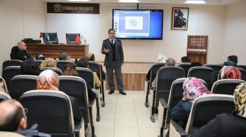 Ms Hastaları Ve Yakınları Nil&uuml;fer&rsquo;de Bilgilendirildi